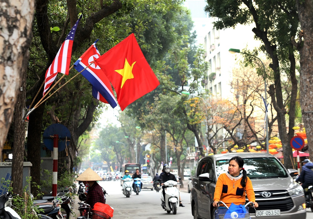 Hình ảnh lá cờ Quốc Kỳ Việt Nam đẹp – Ý nghĩa của lá cờ đỏ sao vàng - [Kích thước hình ảnh: 1000x700 px]