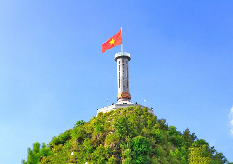 Hình ảnh lá cờ Quốc Kỳ Việt Nam đẹp – Ý nghĩa của lá cờ đỏ sao vàng - [Kích thước hình ảnh: 805x567 px]