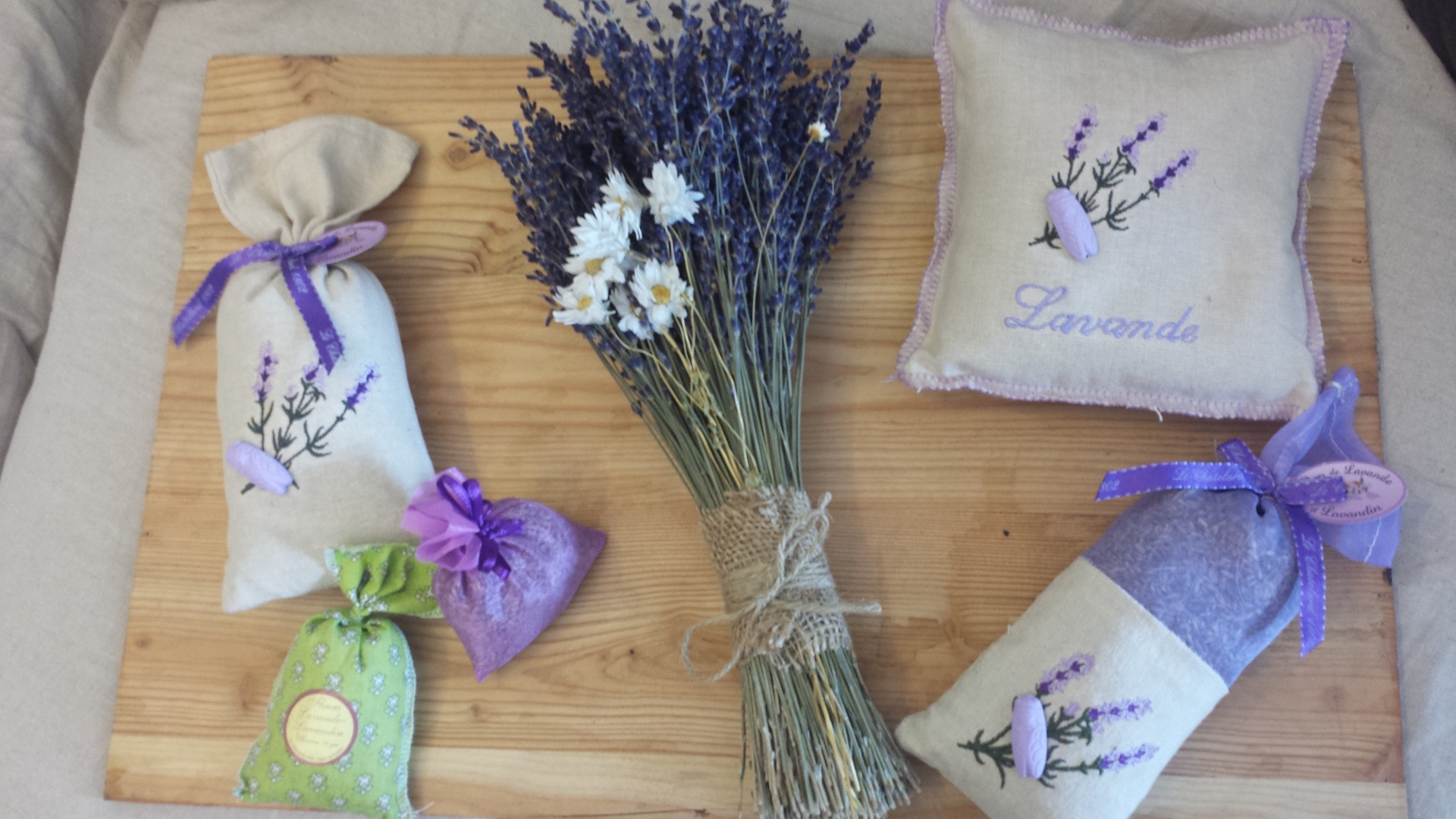 Tổng hợp hình ảnh hoa lavender khô đẹp nhất – Loài hoa may mắn, hạnh phúc - [Kích thước hình ảnh: 1920x1080 px]