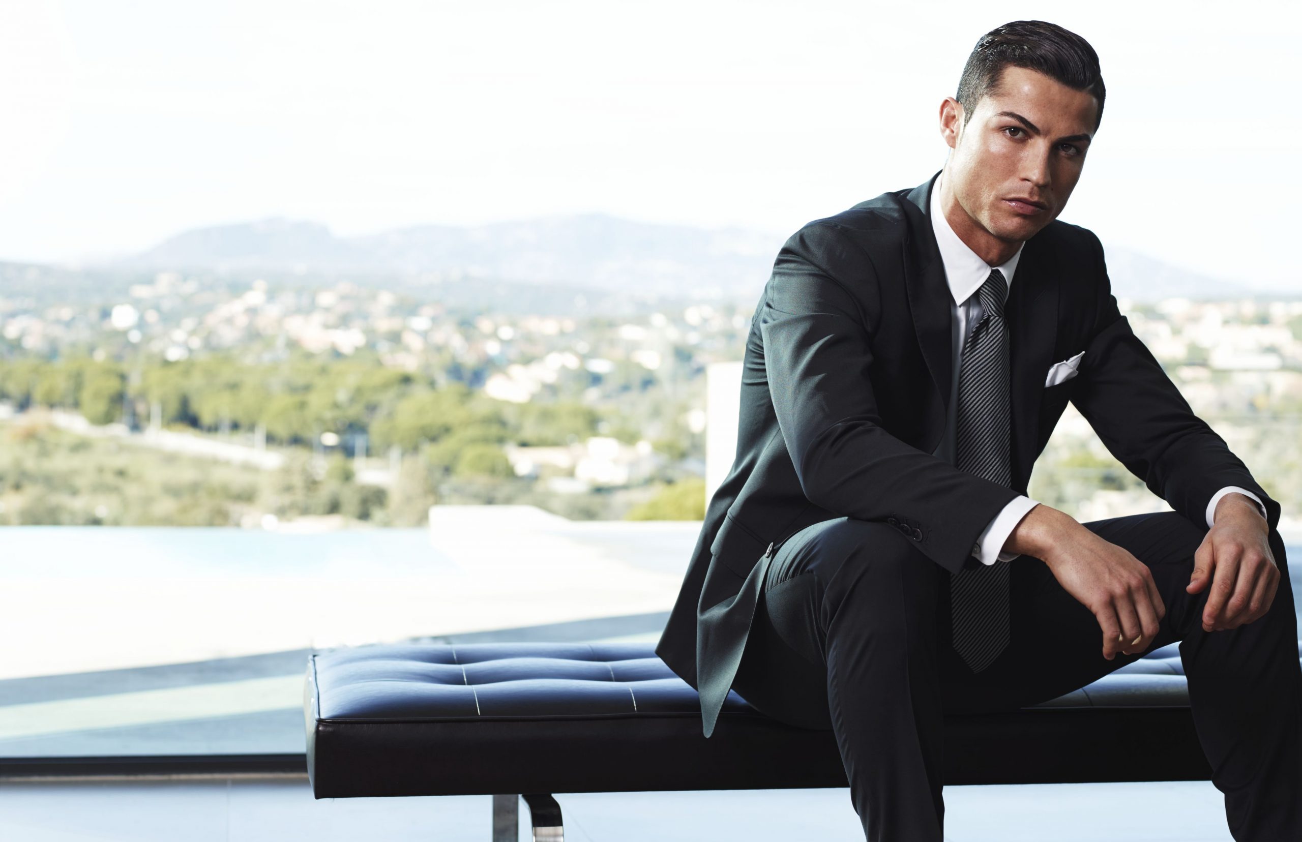 Chia sẻ 100 hình nền đẹp của Cristiano Ronaldo full HD - [Kích thước hình ảnh: 2560x1656 px]