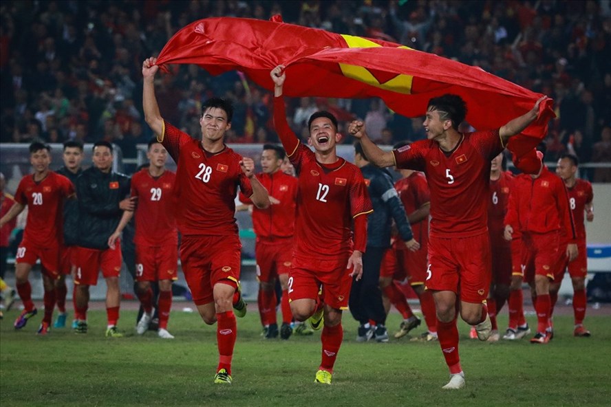 Tổng hợp hình ảnh Đội Tuyển Việt Nam 2022 đẹp nhất - [Kích thước hình ảnh: 888x592 px]
