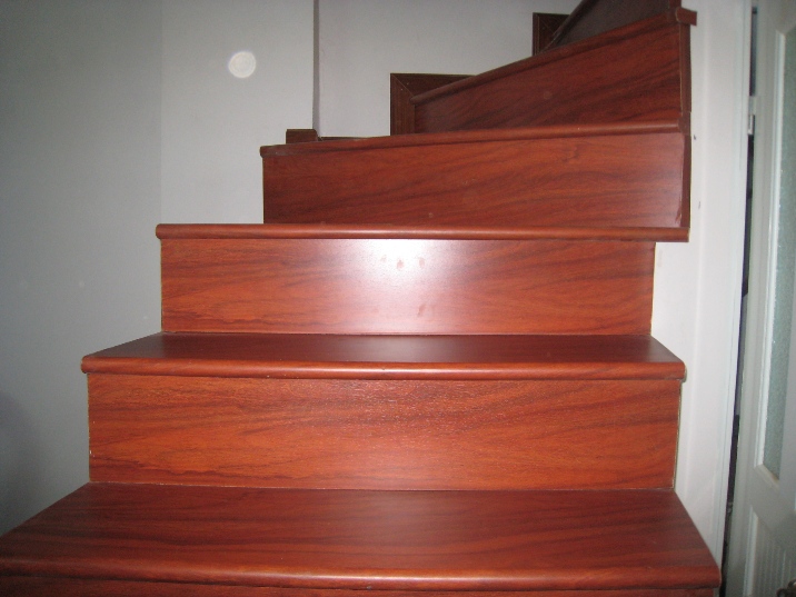 Tổng hợp các mẫu cầu thang gỗ đẹp nhất dành cho ngôi nhà của bạn - [Kích thước hình ảnh: 716x537 px]