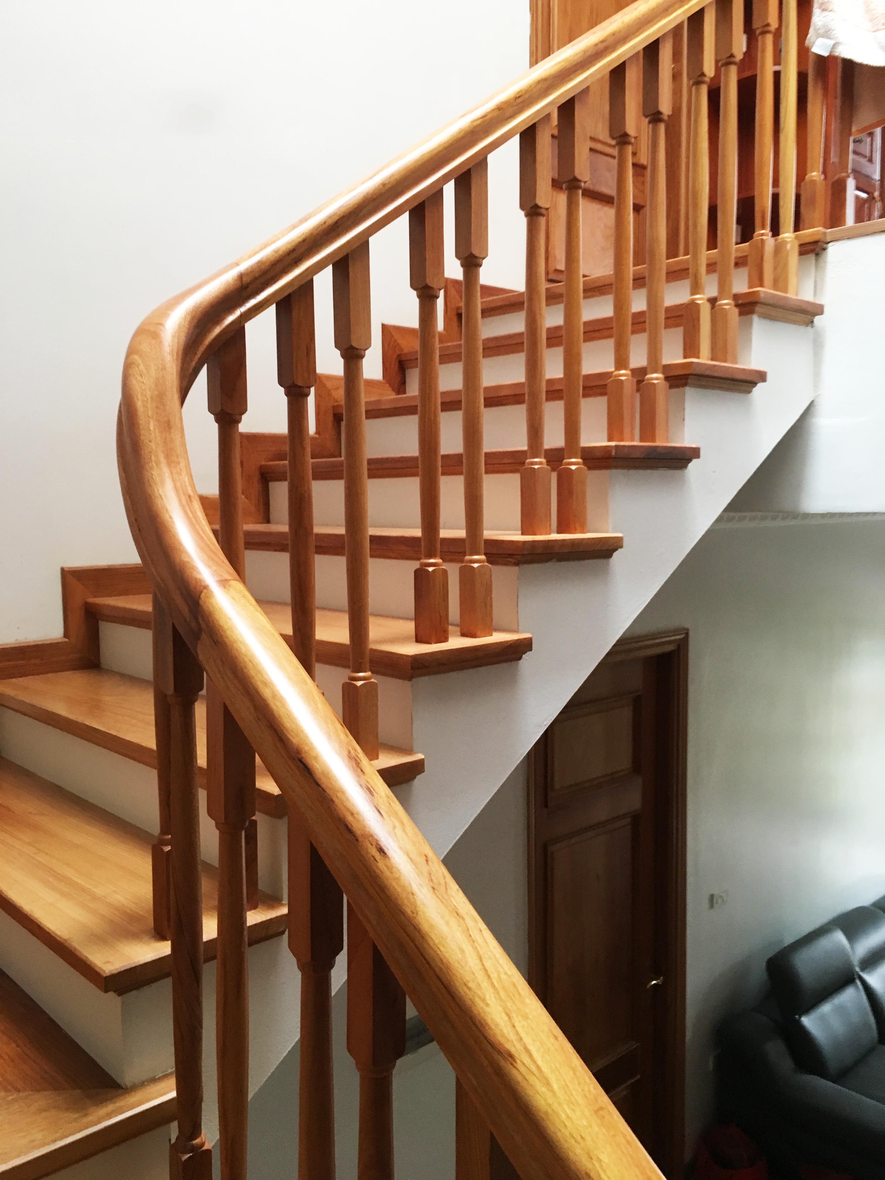 Tổng hợp các mẫu cầu thang gỗ đẹp nhất dành cho ngôi nhà của bạn - [Kích thước hình ảnh: 3024x4032 px]