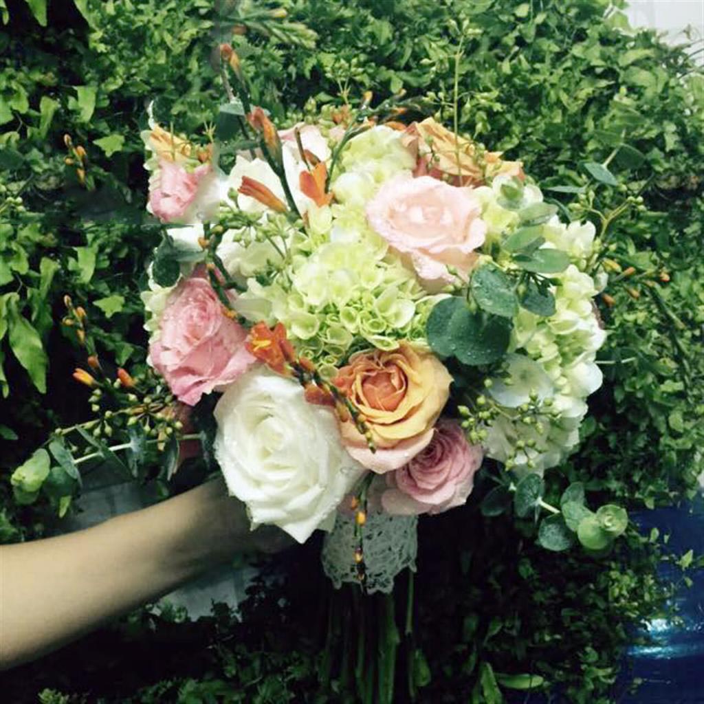 Tổng hợp các hình ảnh bó hoa cưới mang những thông điệp khác nhau - [Kích thước hình ảnh: 1024x1024 px]