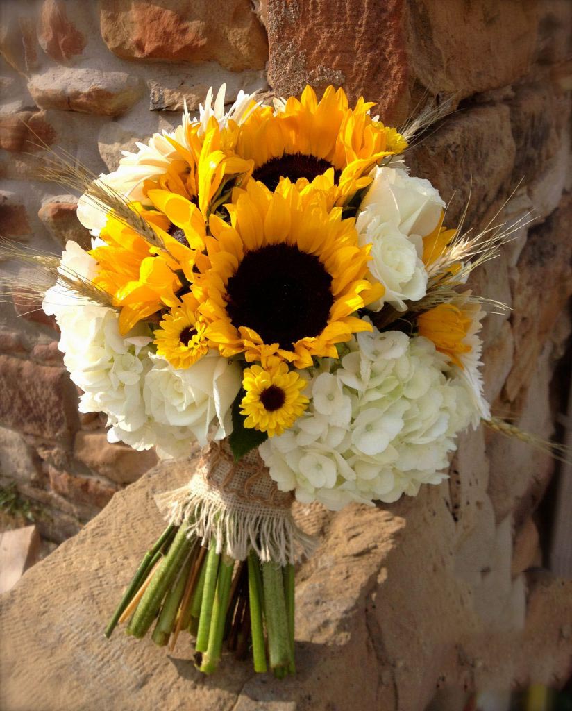 Tổng hợp các hình ảnh bó hoa cưới mang những thông điệp khác nhau - [Kích thước hình ảnh: 824x1024 px]