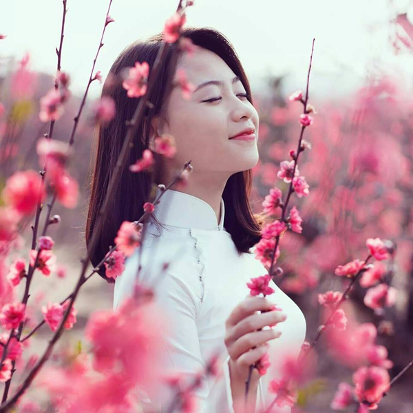 Bộ sưu tập ảnh đẹp về mùa xuân của những hot girl VN du xuân - [Kích thước hình ảnh: 600x600 px]