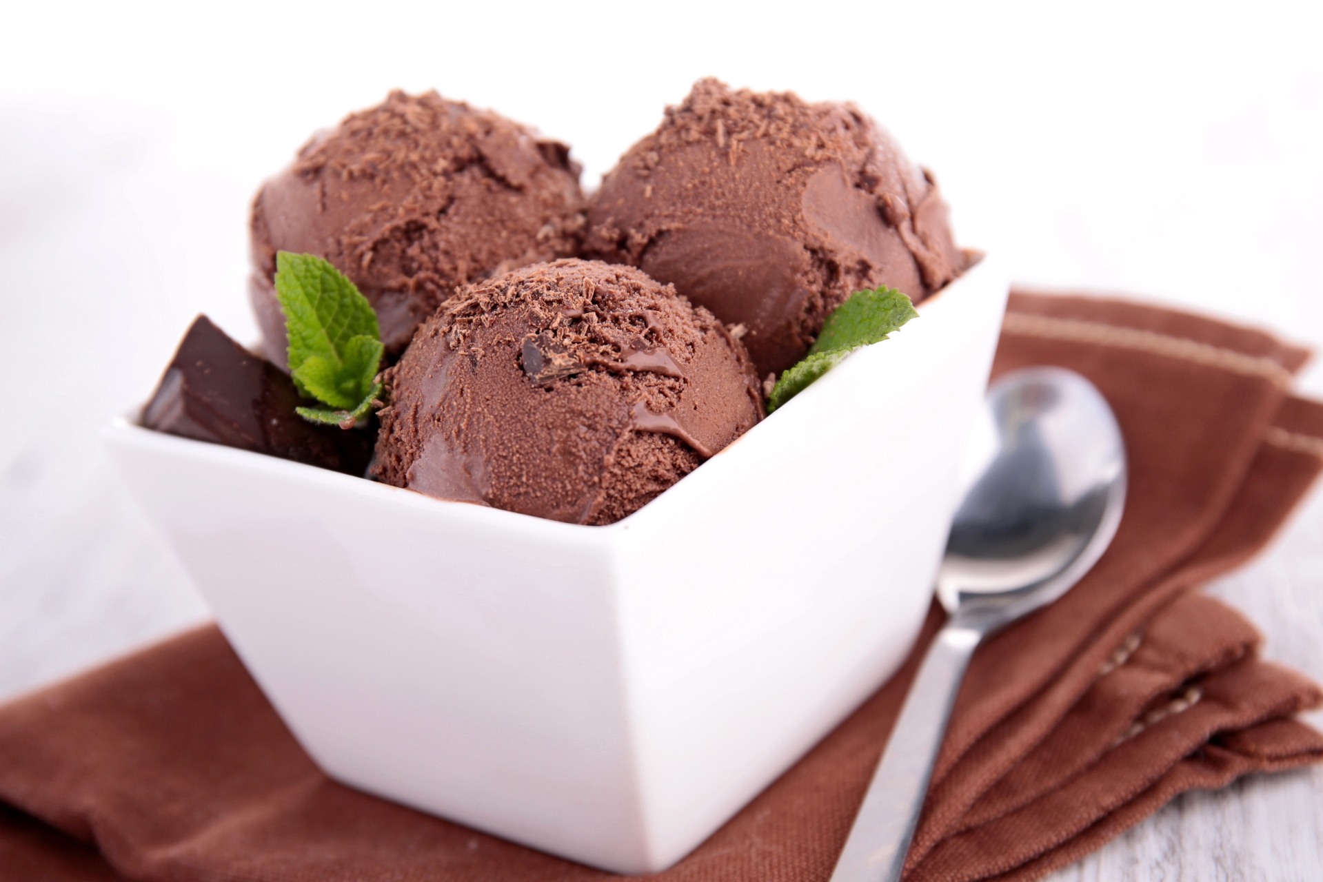 Bộ hình nền Chocolate ngọt ngào nhất cho những người hảo ngọt - [Kích thước hình ảnh: 1919x1280 px]