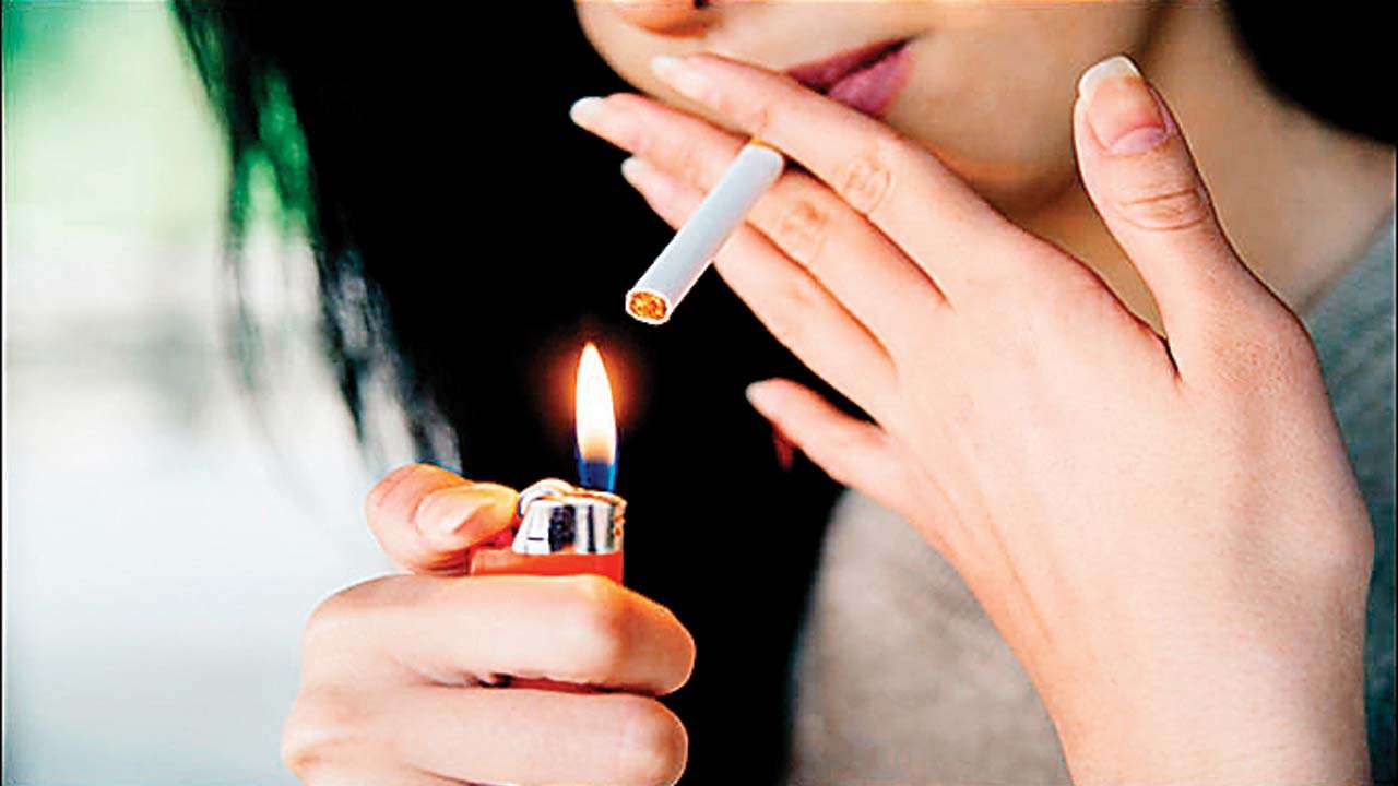 Top hình ảnh con gái hút thuốc cực chất, đầy tâm trạng - [Kích thước hình ảnh: 1280x720 px]