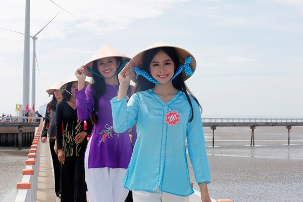 Áo bà ba truyền thống duyên dáng của những cô gái Việt Nam - [Kích thước hình ảnh: 600x400 px]