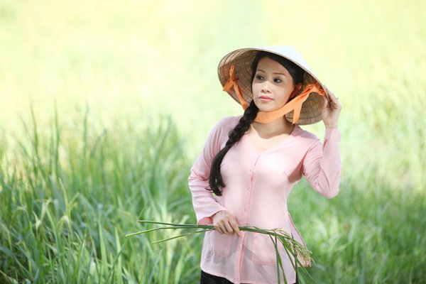 Áo bà ba truyền thống duyên dáng của những cô gái Việt Nam - [Kích thước hình ảnh: 600x400 px]