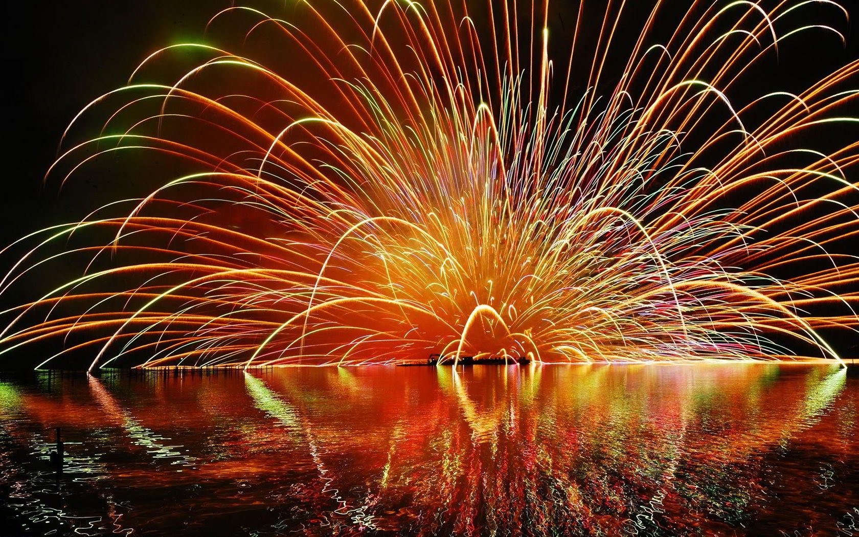 100 Hình ảnh pháo hoa ngày Tết đẹp nhất thế giới - [Kích thước hình ảnh: 1680x1050 px]