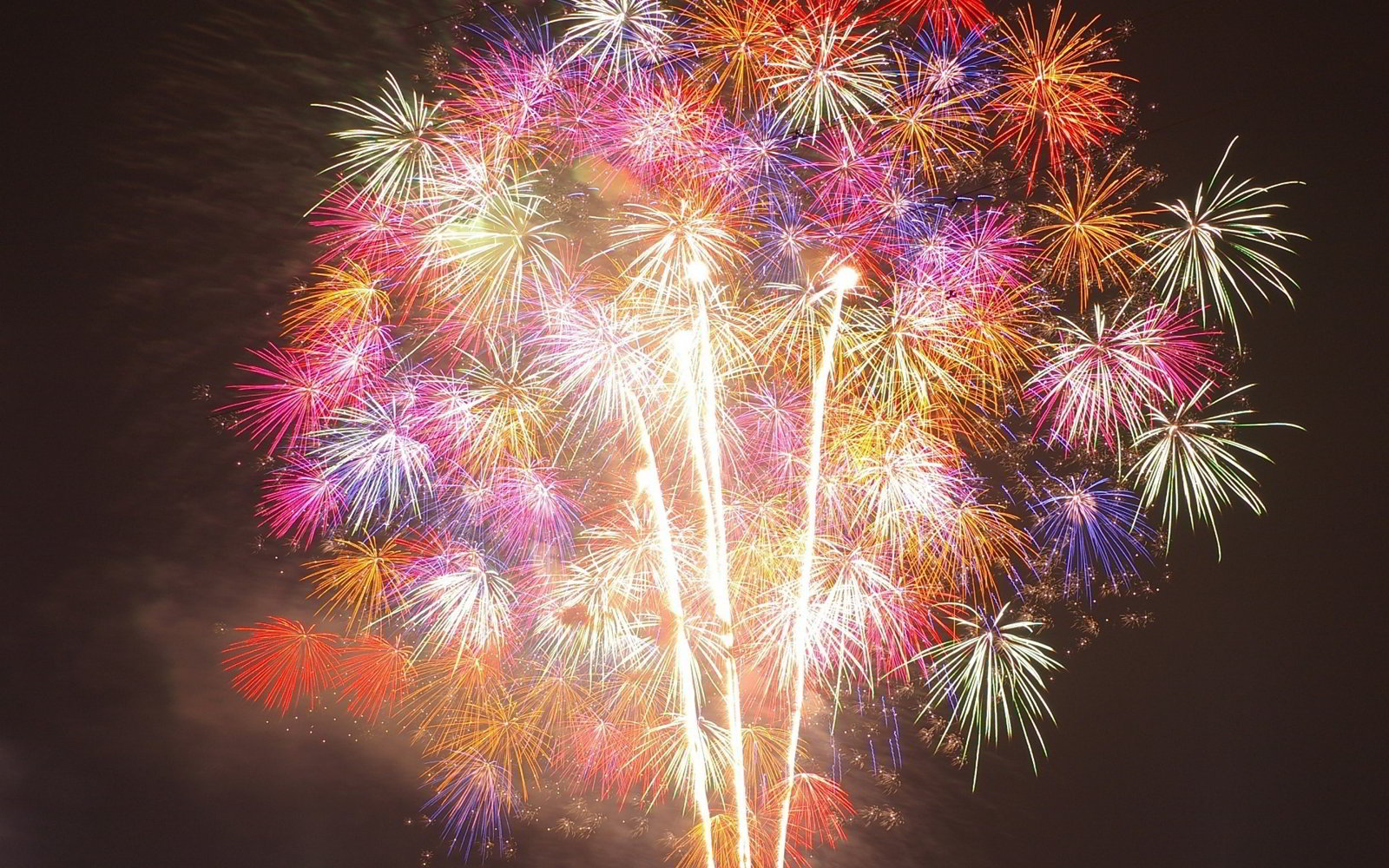 100 Hình ảnh pháo hoa ngày Tết đẹp nhất thế giới - [Kích thước hình ảnh: 1600x1000 px]