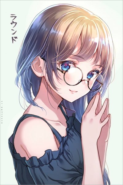Tranhto24h: Hình ảnh anime nữ đeo kính, 400x600px